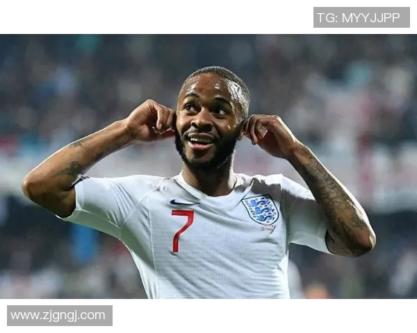 外国足球明星的辉煌与没落：从巅峰到低谷的背后故事与反思