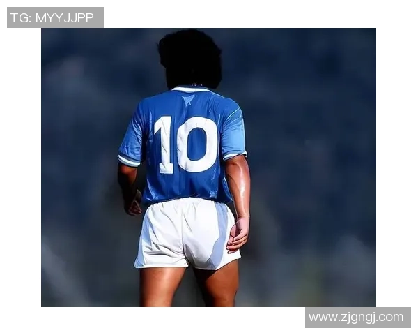 足球明星后卫的球衣号码揭秘及其背后的故事 足球明星后卫的球衣号码揭秘及其背后的故事